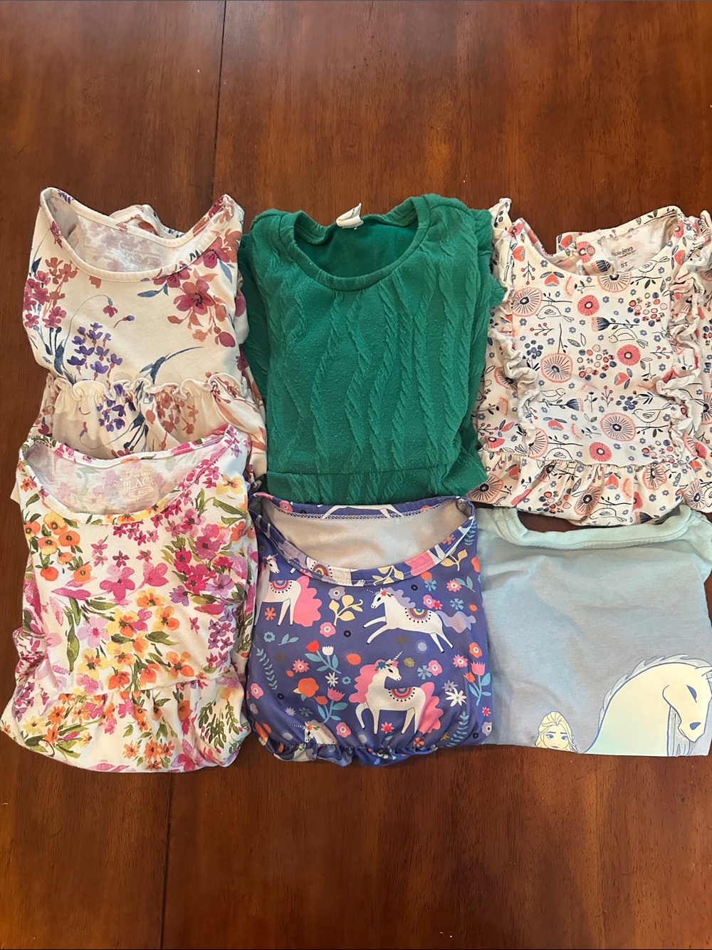 Bundle of girls clothes 5T